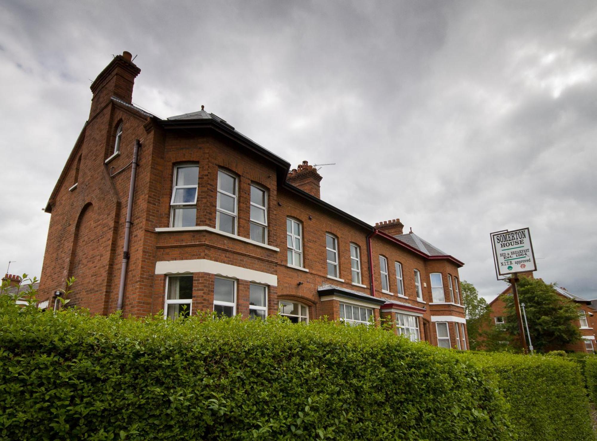 Somerton House Rooms Only เบลฟาสต์ ภายนอก รูปภาพ