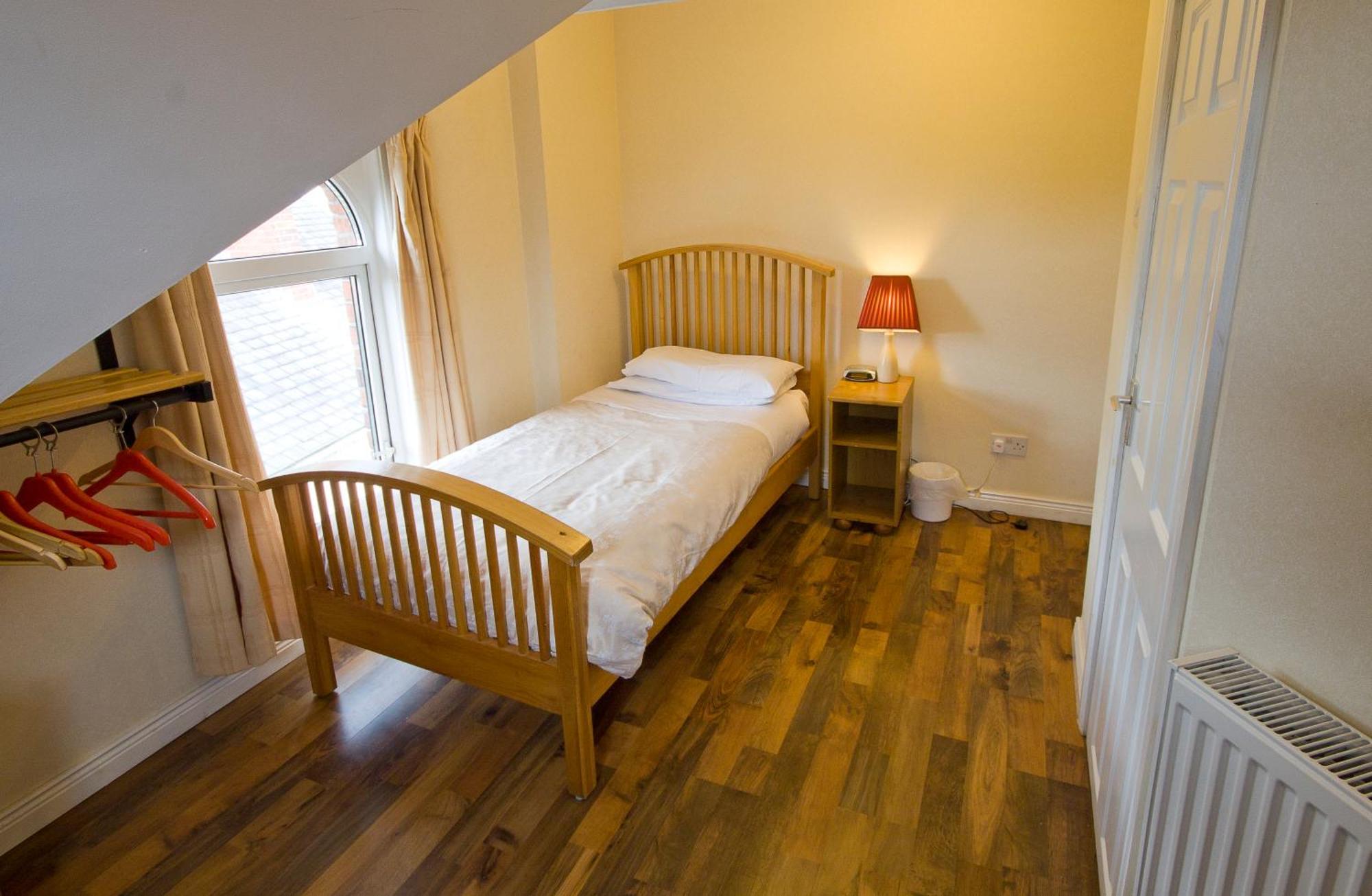 Somerton House Rooms Only เบลฟาสต์ ภายนอก รูปภาพ