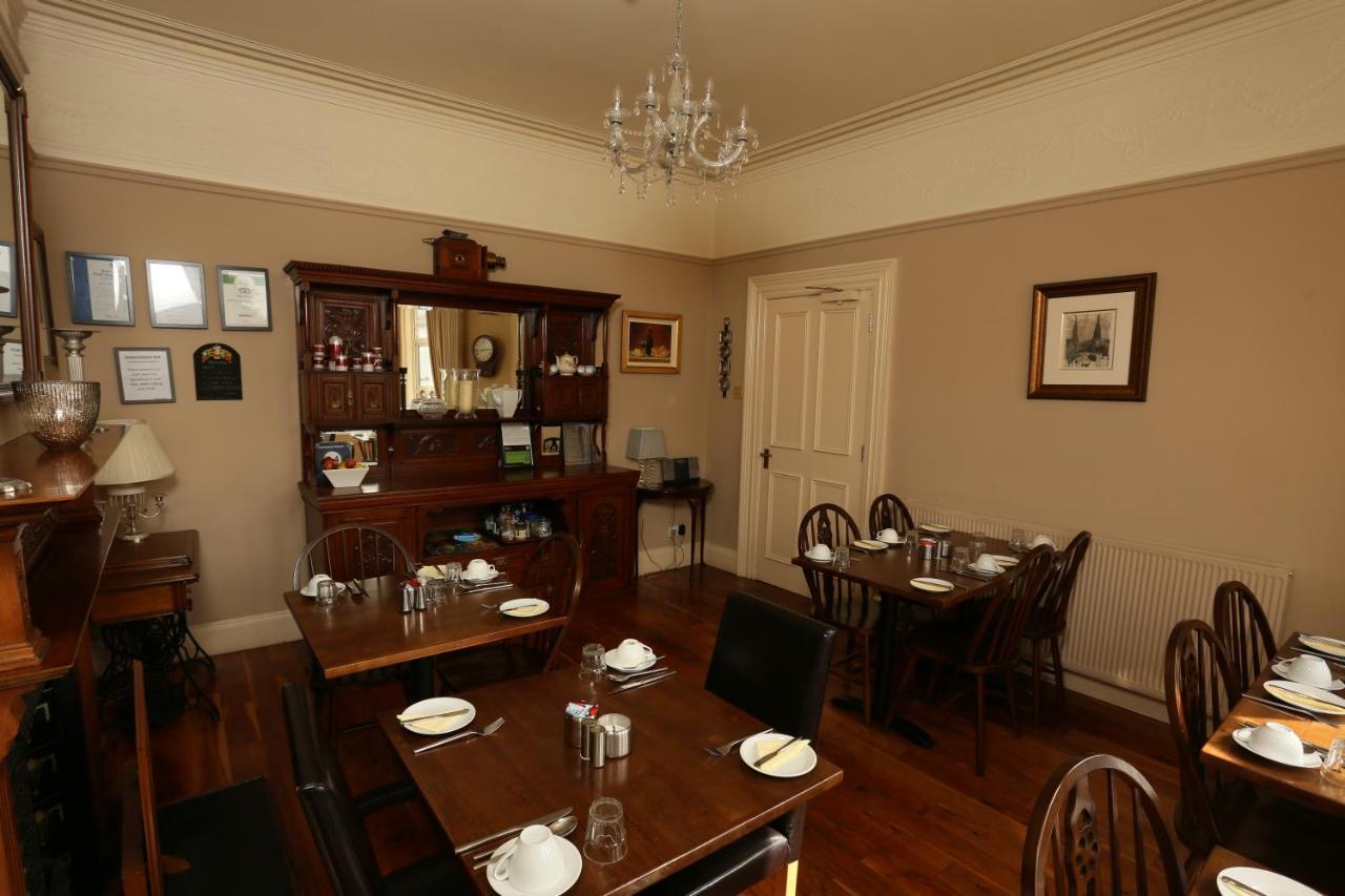 Somerton House Rooms Only เบลฟาสต์ ภายนอก รูปภาพ